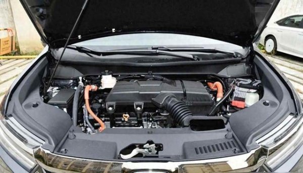 道正网 本田妥协了！大7座MPV直降18万起，油耗5.88L，还纠结电车？